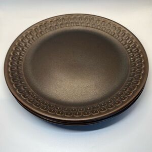 Wedgwood Pennine 10โ plates x 2